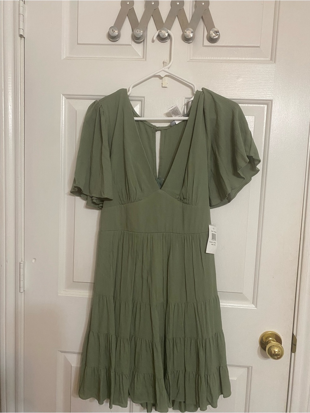 B Darlin Olive Green V‑Neck Flutter Sleeve Tiered Midi Dress